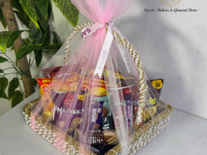 Snakes Gift Bundle | Sawa Sweets